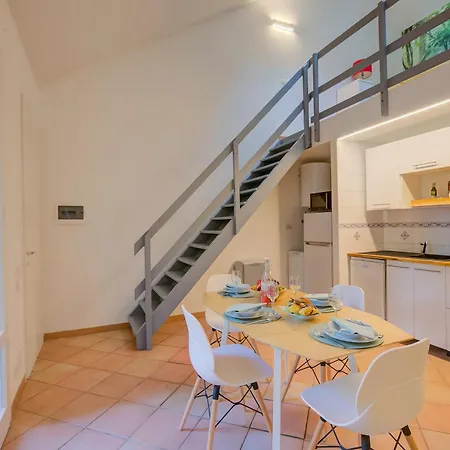 France Apartment With Garden, Pool & Tennis - Happy Rentals Feriehus Ispra