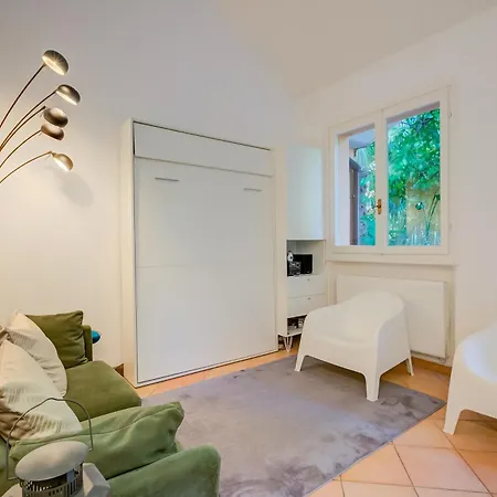 France Apartment With Garden, Pool & Tennis - Happy Rentals Feriehus Ispra