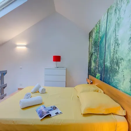 France Apartment With Garden, Pool & Tennis - Happy Rentals Feriehus