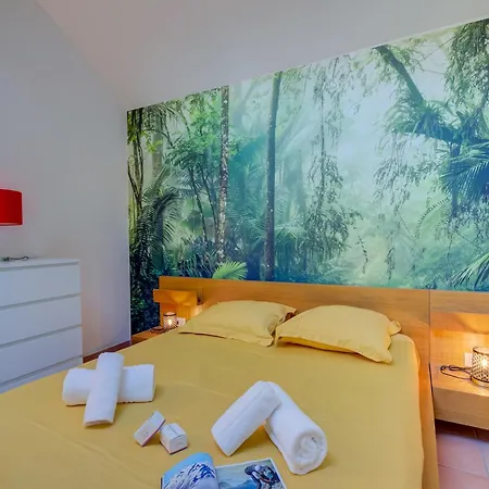 Feriehus France Apartment With Garden, Pool & Tennis - Happy Rentals *