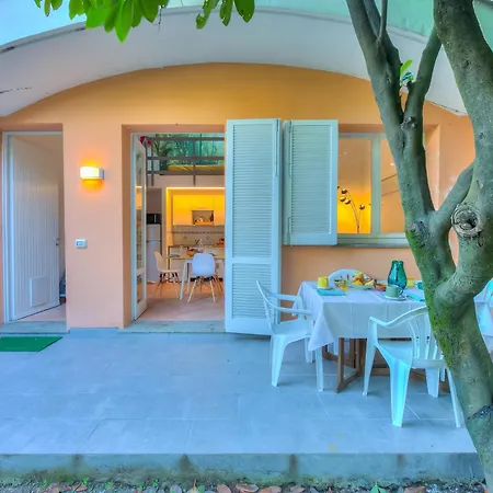 France Apartment With Garden, Pool & Tennis - Happy Rentals * Ispra