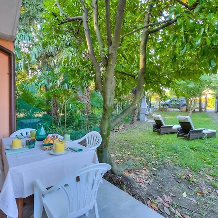France Apartment With Garden, Pool & Tennis - Happy Rentals * Ispra