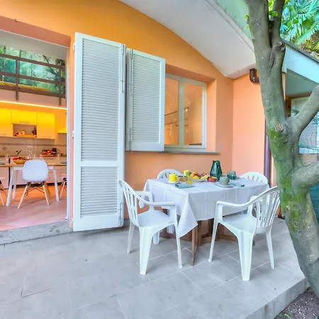 France Apartment With Garden, Pool & Tennis - Happy Rentals * Ispra