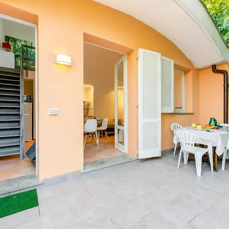 France Apartment With Garden, Pool & Tennis - Happy Rentals Ispra