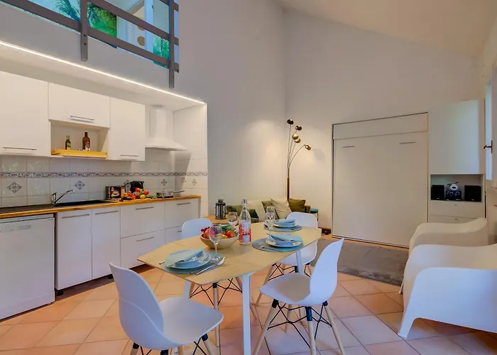 France - Happy Dom wakacyjny Ispra