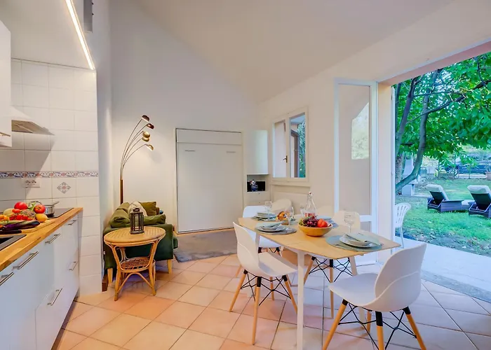 France - Happy Ispra